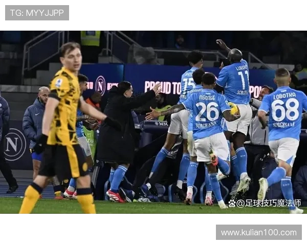 乌拉圭球员奥利维拉谈慈善活动 通过分发食品篮帮助有需要的人